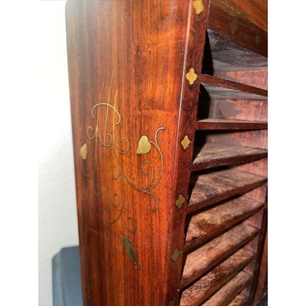 Wooden Storage Showcase Collector's rack Inlay Brass Flowers 30 Shelves VTG 70's - Picture 5 of 6